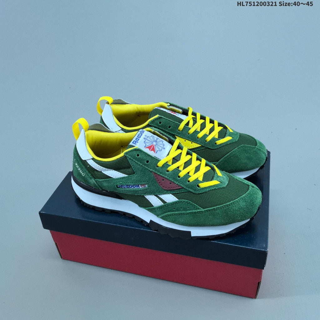 Reebok LX2200 Retro Sneakers for Running - product image from the listing.