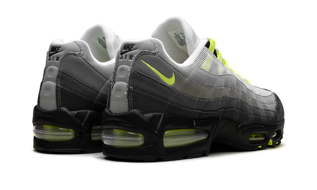 "Big Bubble Neon - 2025/2026" Air Max 95 OG HM4740 001 - product image from the listing.