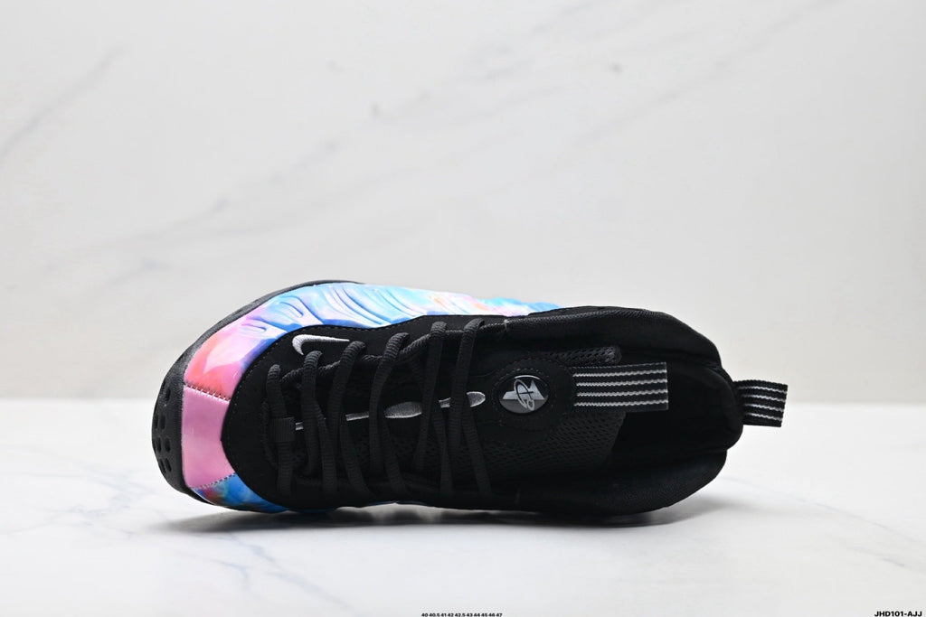 Nike Air Foamposite One Penny Hardaway Trainers, Blue Iridescent - product image from the listing.