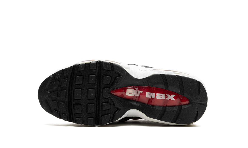 "Black Varsity Red" Air Max 95 Recraft GS CJ3906 013 - product image from the listing.