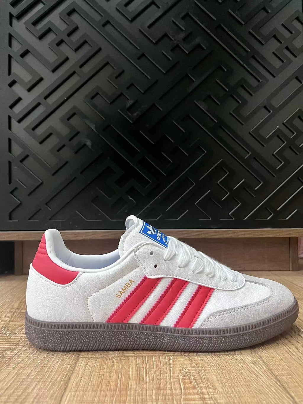 adidas Samba Trainers White Pink Gum Sole - product image from the listing.