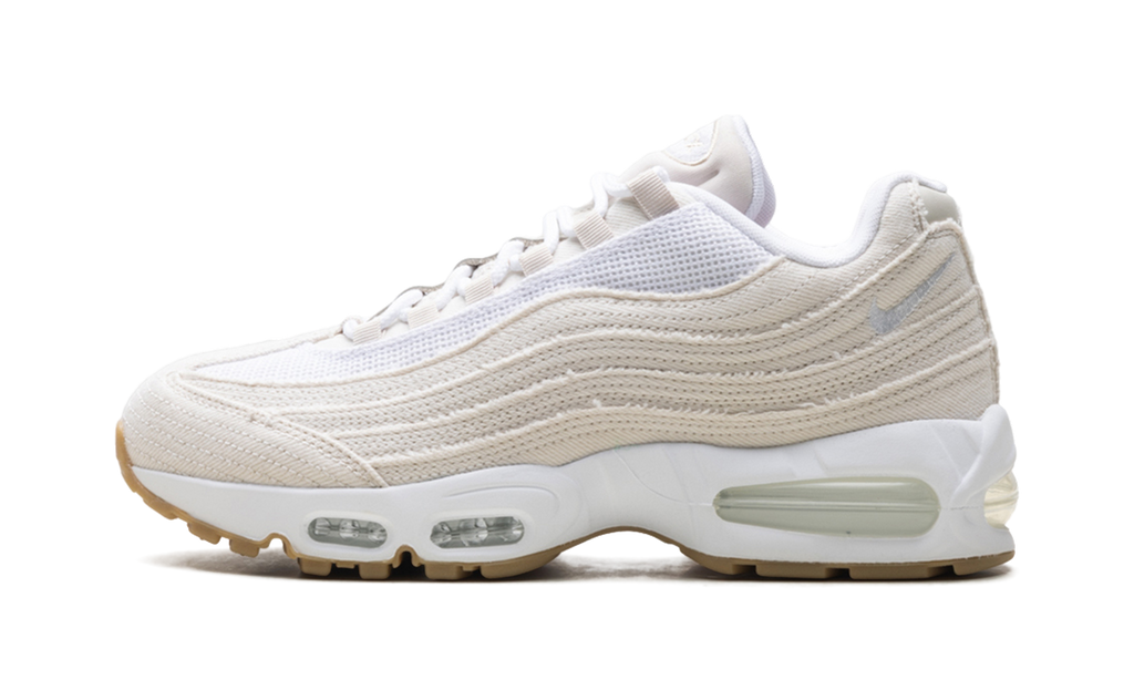 Light Orewood Brown" HM4743 100 - Air Max 95 OG "Levi's Denim - product image from the listing.