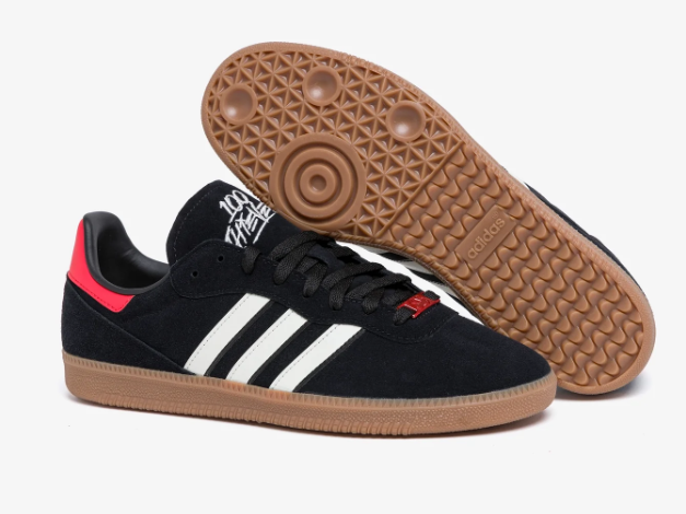 adidas Originals Palos Hills Sneakers in Black - product image from the listing.