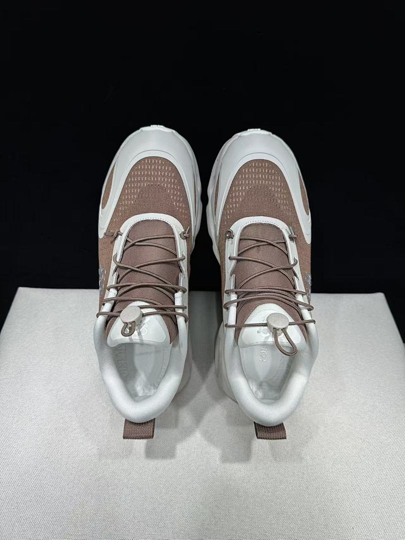 LOEWE x On Cloudventure 3.0 Sneakers in Beige Brown - product image from the listing.