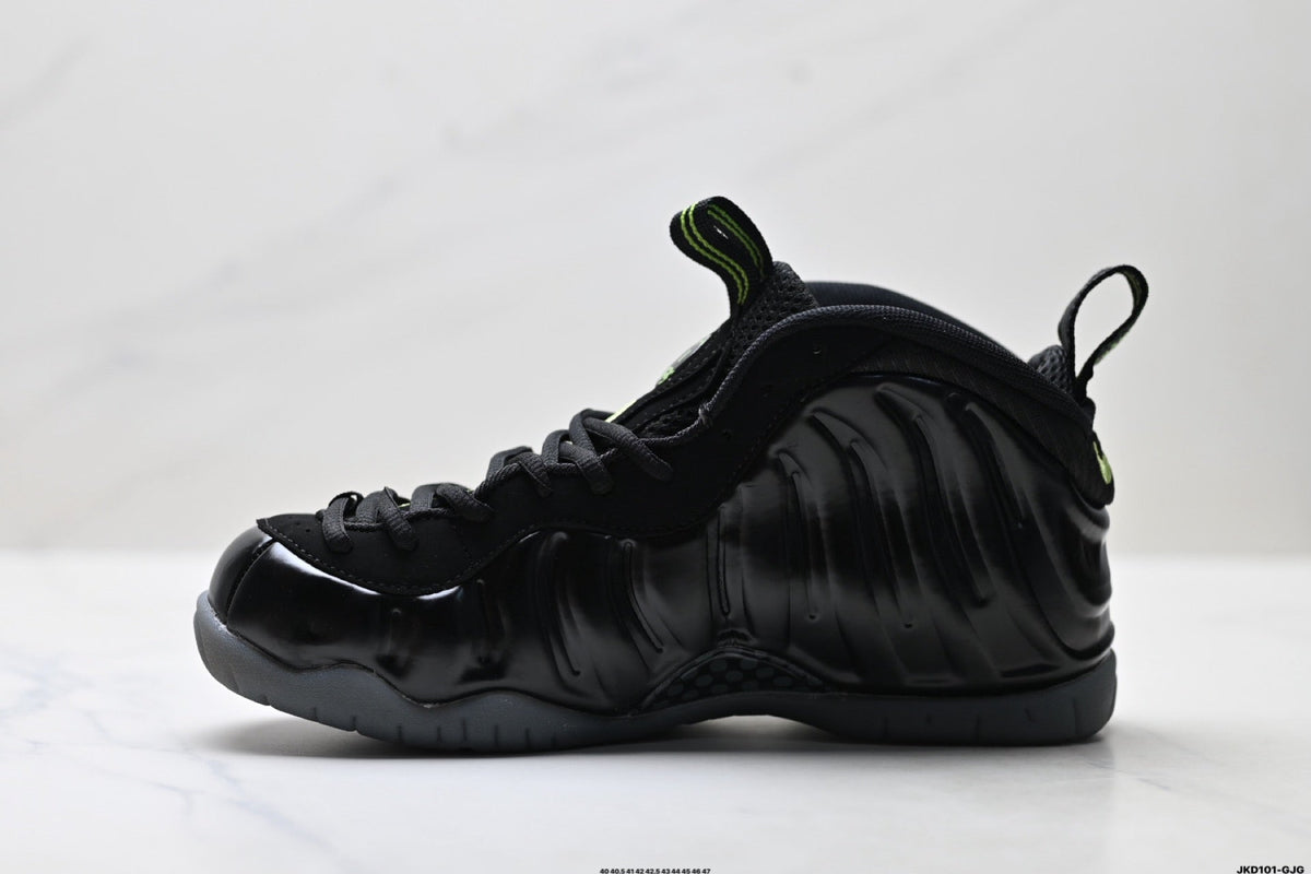 Nike Air Foamposite One Penny Hardaway Sneakers in Black Volt - product image from the listing.