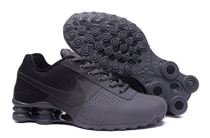 Nike Shox Deliver 809 Trainers - product image from the listing.