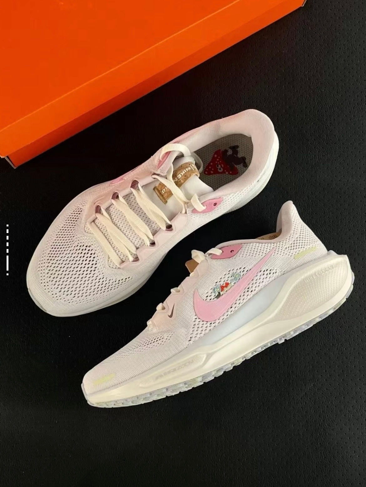 Nike Pegasus 41 Shoes for Running, White and Pink, IB8882-161 - product image from the listing.