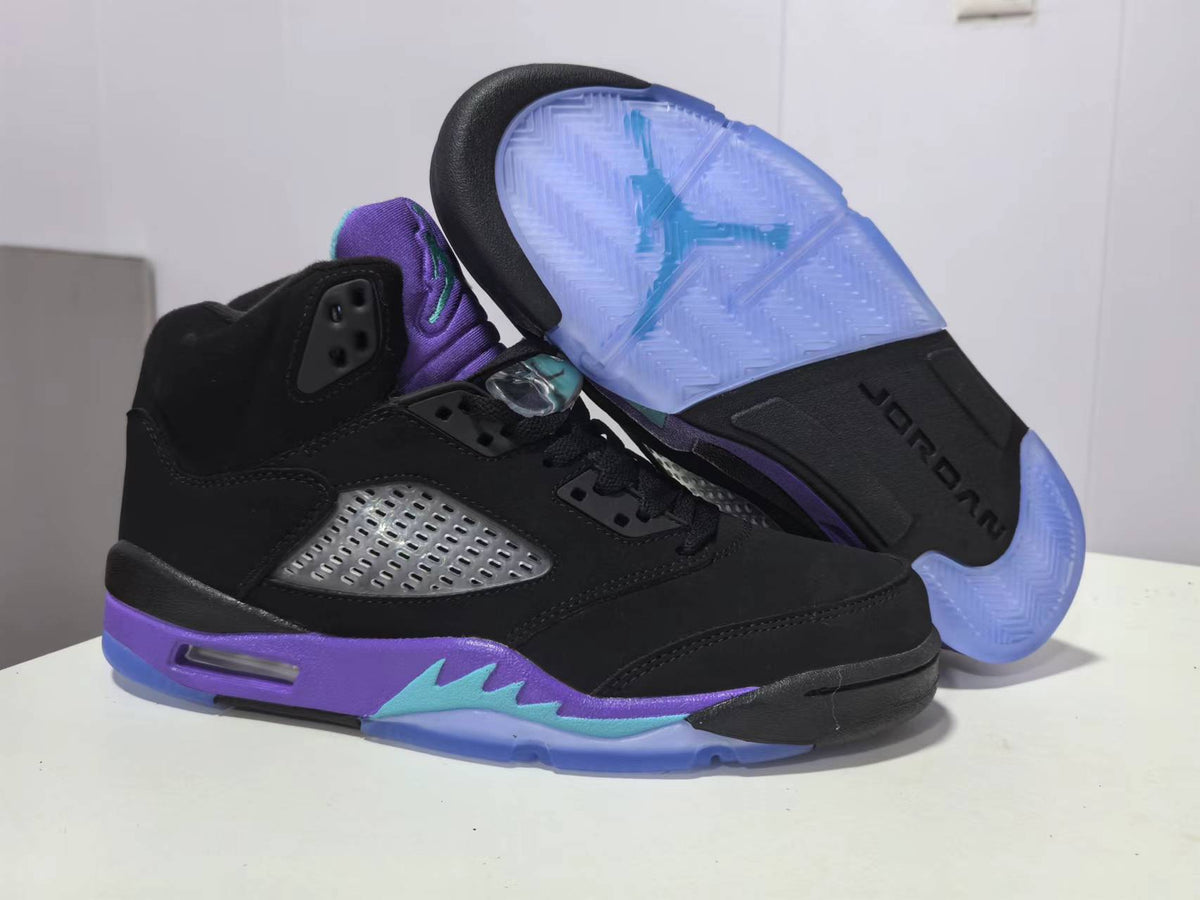 Black/Grape ("Black Grape") - Air Jordan 5 Retro - product image from the listing.