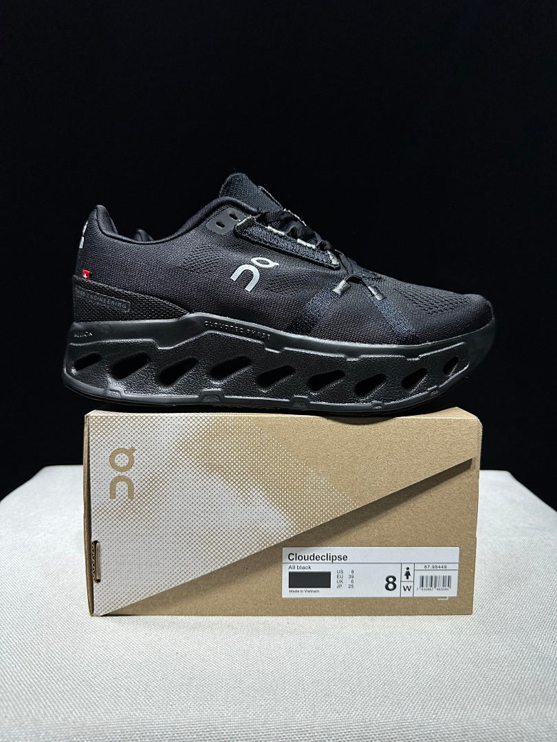 On Cloudeclipse Running Shoes, All in Black - product image from the listing.