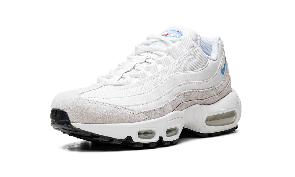 Women's AIR MAX 95 MNS "Summit White University Blue" DJ9981 100 - product image from the listing.