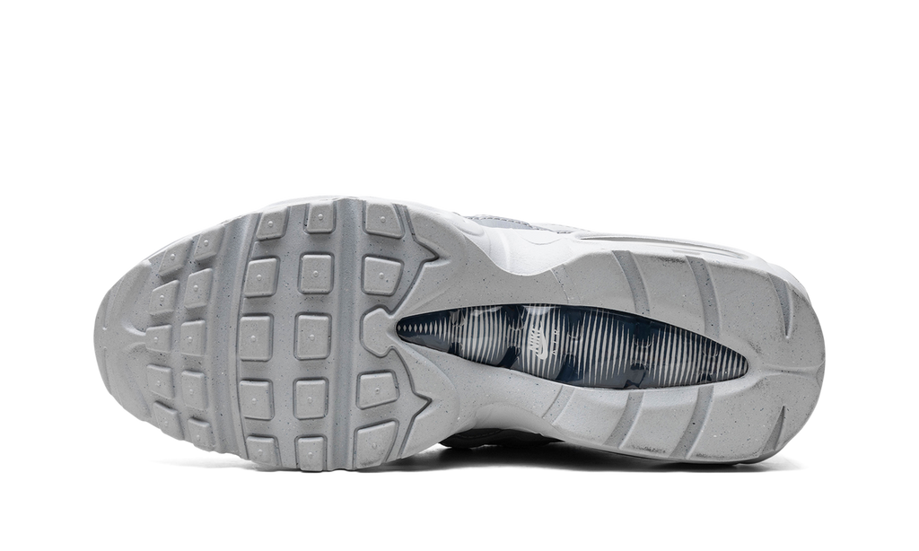 "Wolf Grey Midnight Navy" Air Max 95 FD0663 001 - product image from the listing.