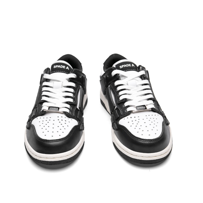 Black Low-Top Sneakers in and White MFS003-004 - product image from the listing.