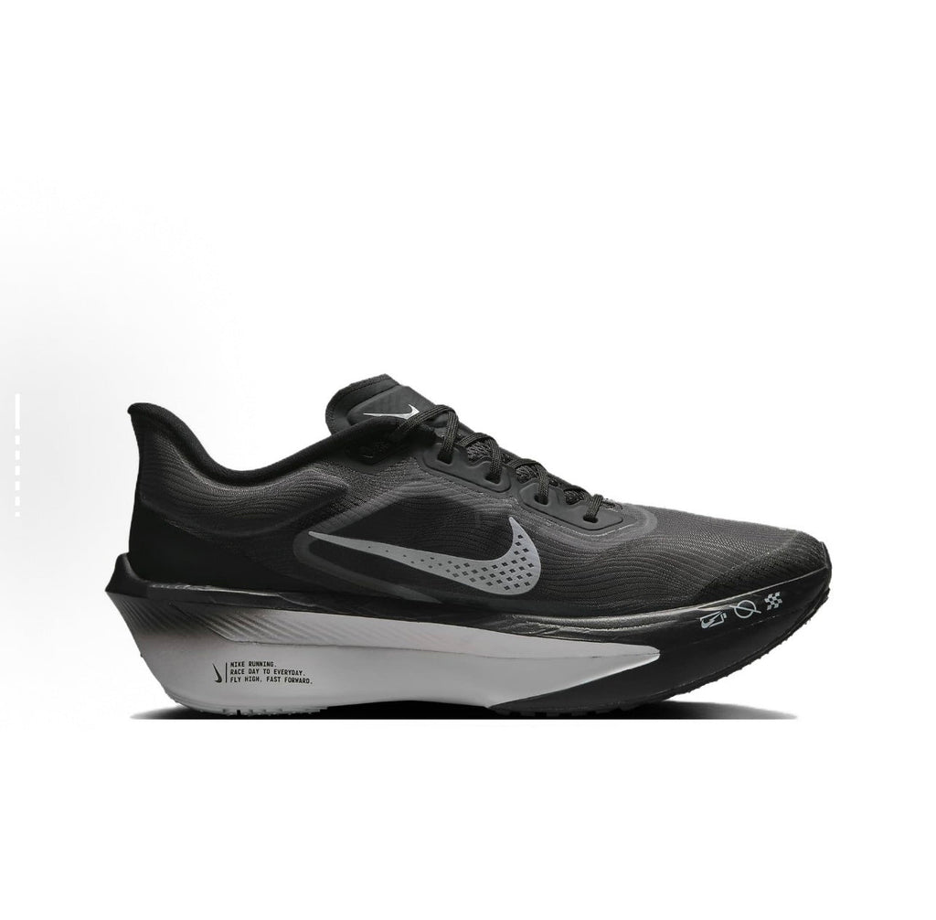 Black and White Nike Zoom Fly Running Shoes - product image from the listing.