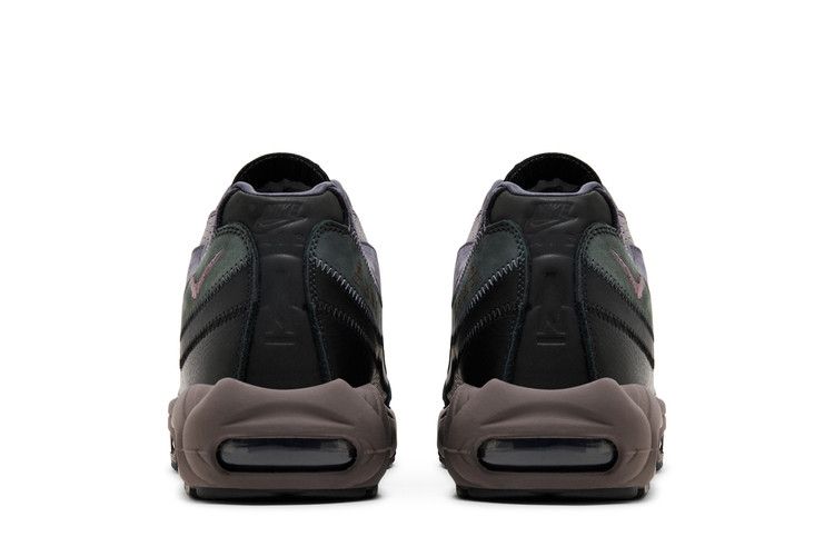 A Ma Maniére Hand Wash Cold - Nike Air Max 95 - product image from the listing.