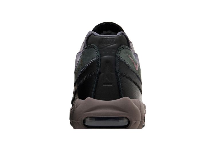 A Ma Maniére Hand Wash Cold - Nike Air Max 95 - product image from the listing.