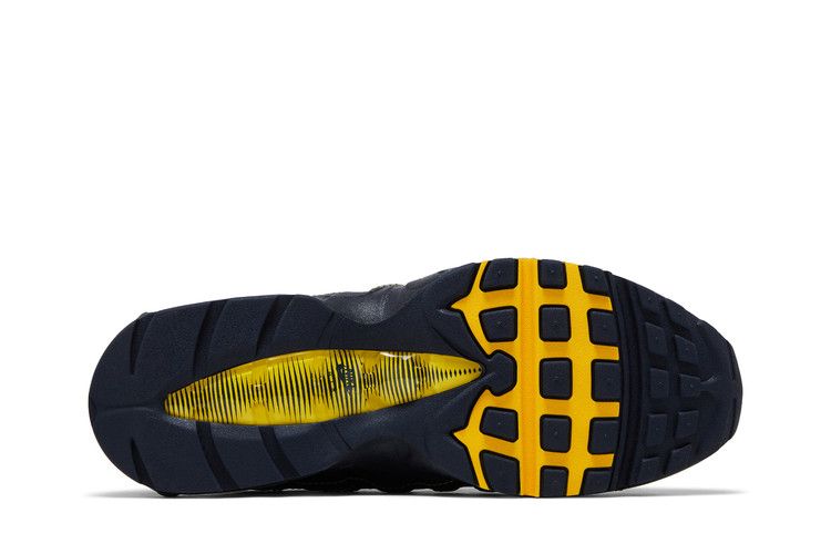 Big Bubble Michigan - Nike Air Max 95 OG - product image from the listing.