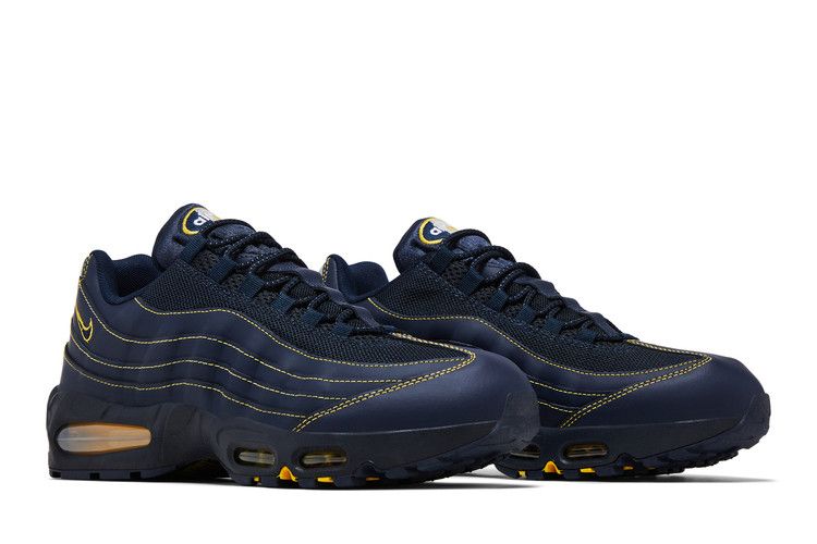 Big Bubble Michigan - Nike Air Max 95 OG - product image from the listing.