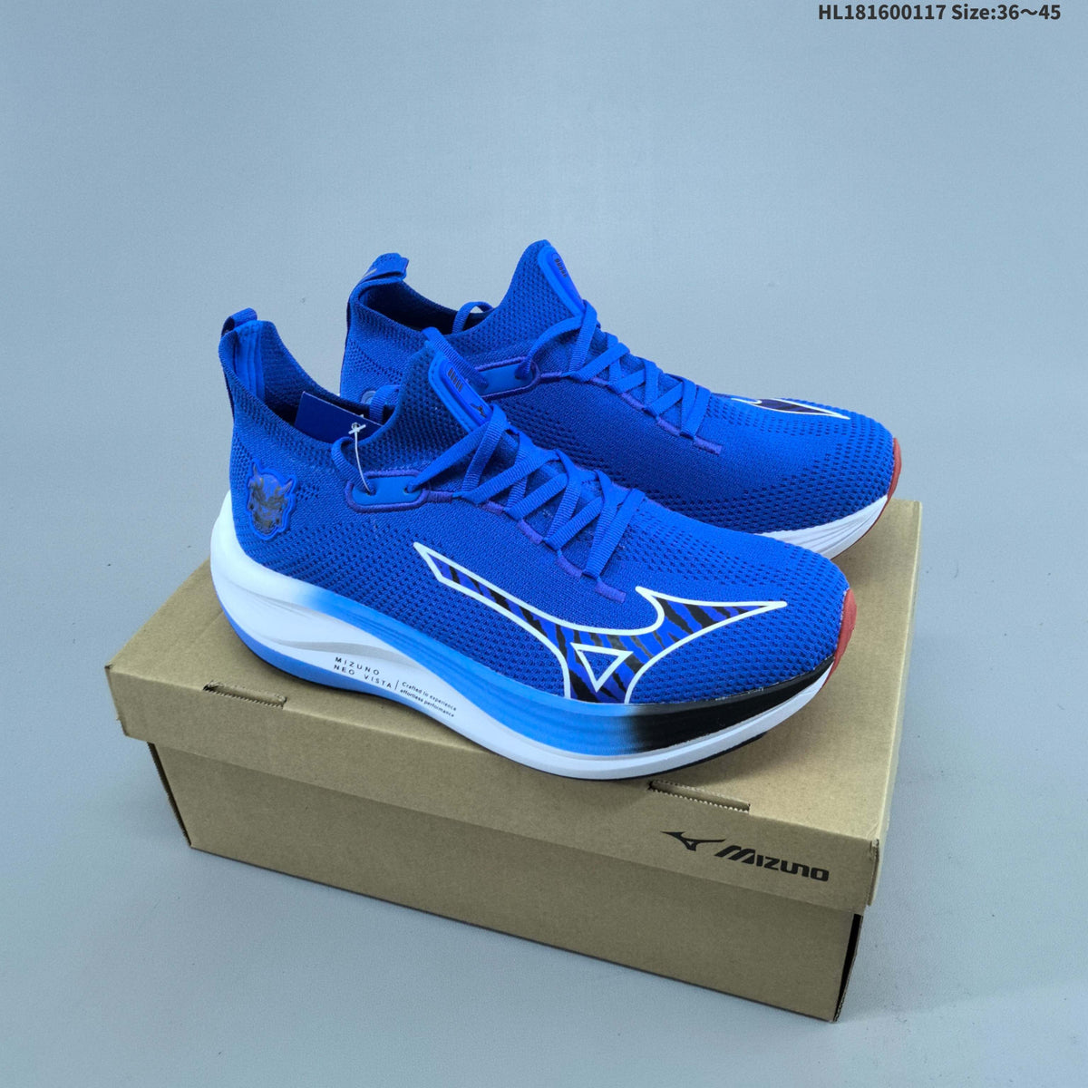 HL181600117 - Mizuno Neo Vista Running Shoes - product image from the listing.