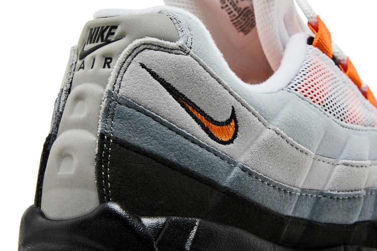 Big Bubble Bright Mandarin (2025) - Nike Air Max 95 OG - product image from the listing.