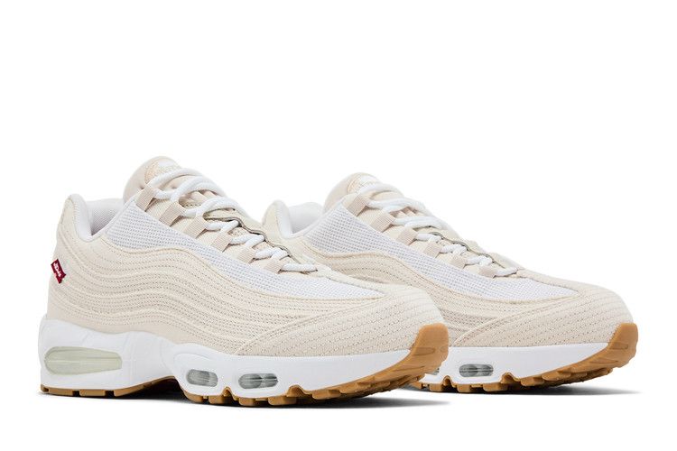 Nike Air Max 95 OG Levis Light Orewood in Brown - product image from the listing.