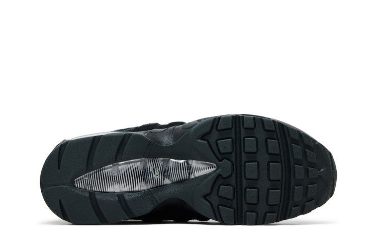 Big Bubble Black Realtree Edge Camo - Nike Air Max 95 - product image from the listing.