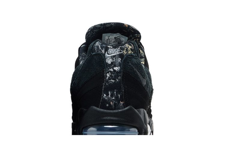 Big Bubble Black Realtree Edge Camo - Nike Air Max 95 - product image from the listing.