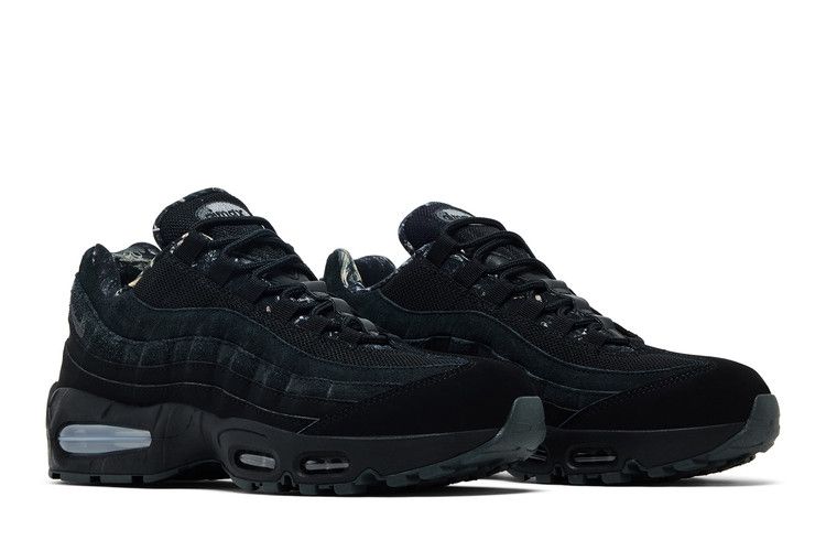 Big Bubble Black Realtree Edge Camo - Nike Air Max 95 - product image from the listing.