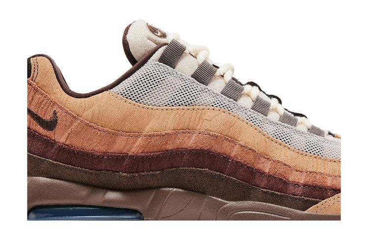 Big Bubble Ducks of a Feather Oregon Ducks Lumber Yard - Nike Air Max 95 - product image from the listing.