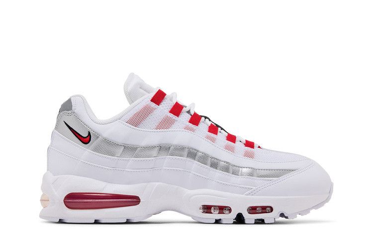 Big Bubble England - Nike Air Max 95 SE - product image from the listing.
