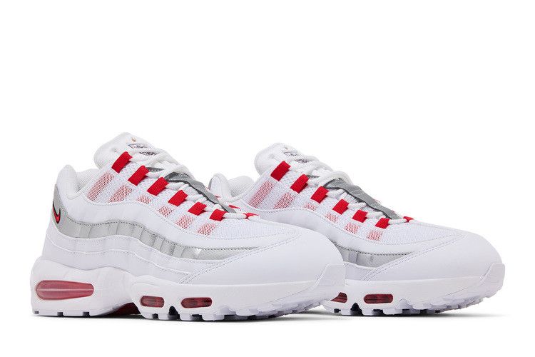 Big Bubble England - Nike Air Max 95 SE - product image from the listing.