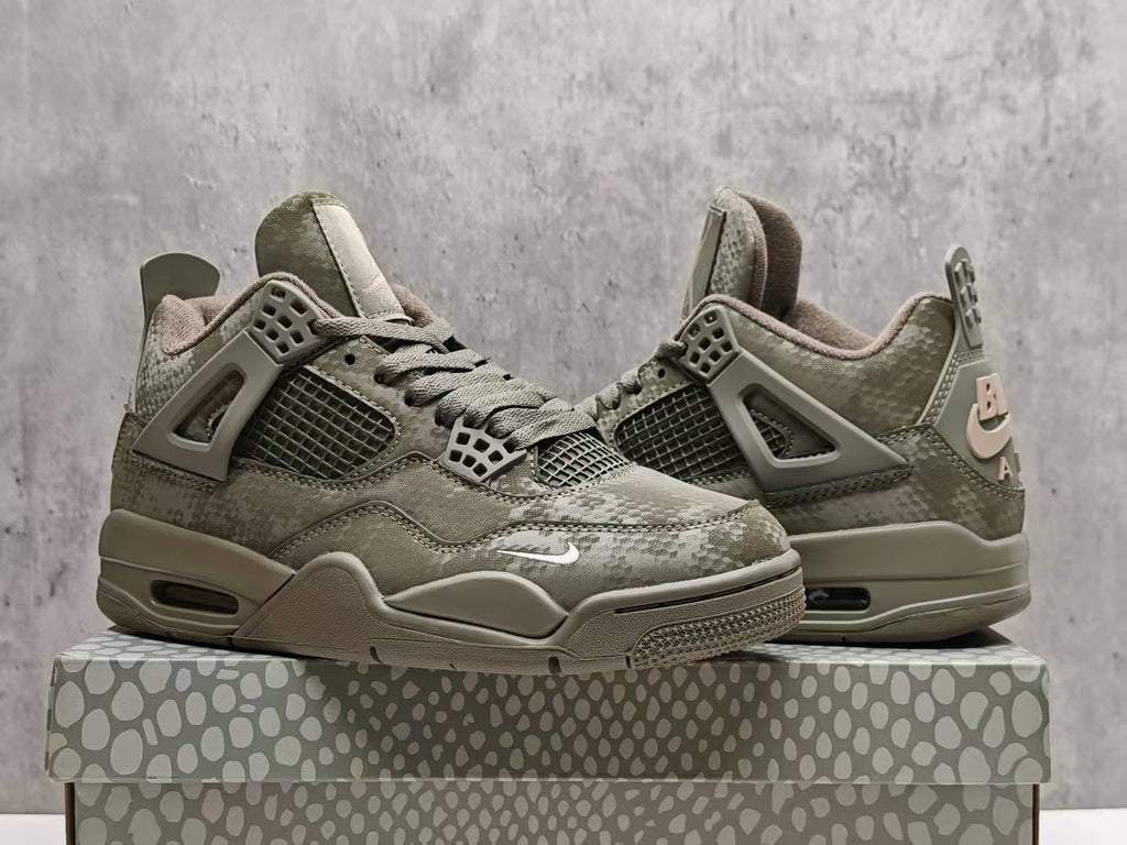 "Medium Olive" Air Jordan 4 Retro SE Craft - product image from the listing.