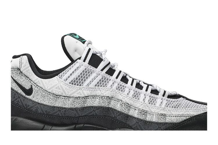 Day of the Dead (2019) - Nike Air Max 95 - product image from the listing.