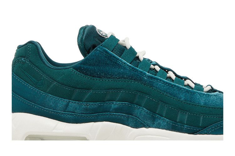 Women's Nike Air Max 95 Green Velvet - product image from the listing.