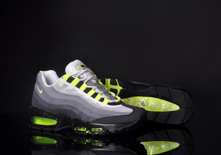 Tape Neon - Nike Air Max 95 Premium - product image from the listing.