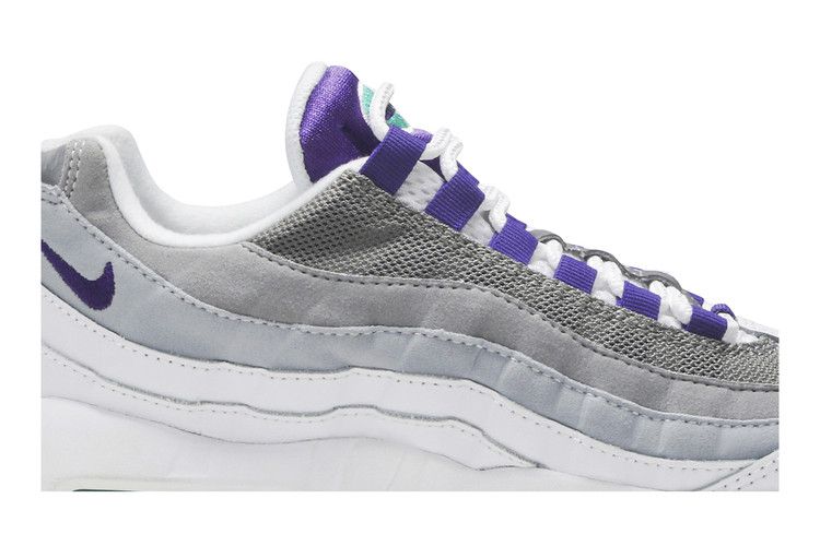 Women's Nike Air Max 95 Grape (2018) - product image from the listing.