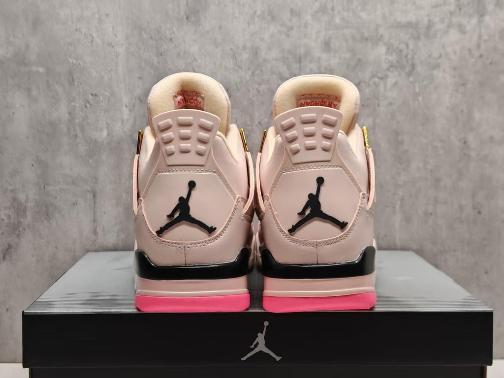 Air Jordan 4 in Beige/Pink - product image from the listing.