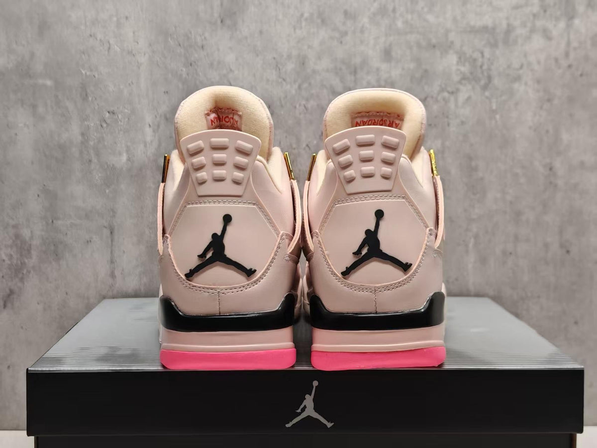 Air Jordan 4 in Beige/Pink - product image from the listing.