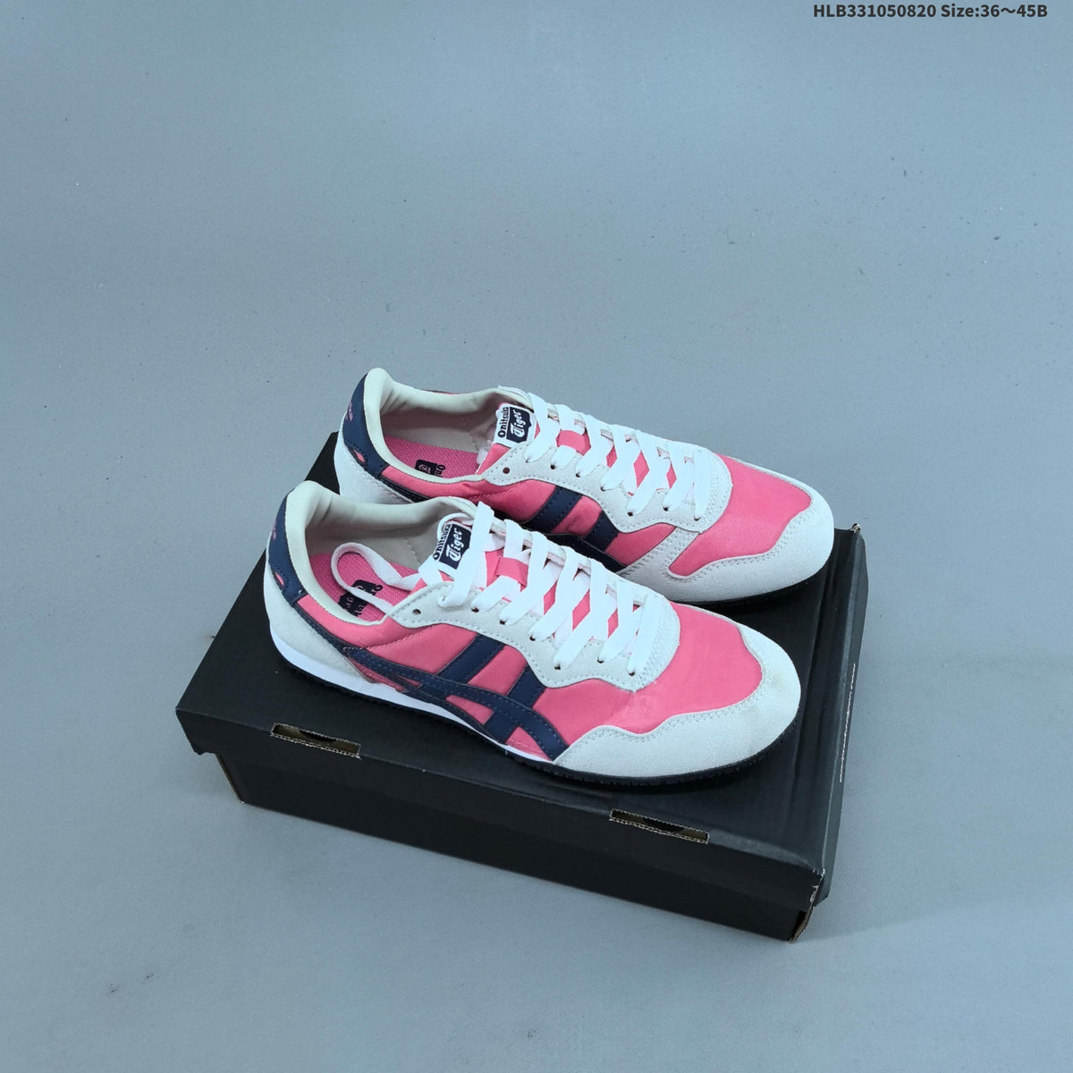 Onitsuka Tiger Serrano Unisex Casual Trainers - product image from the listing.