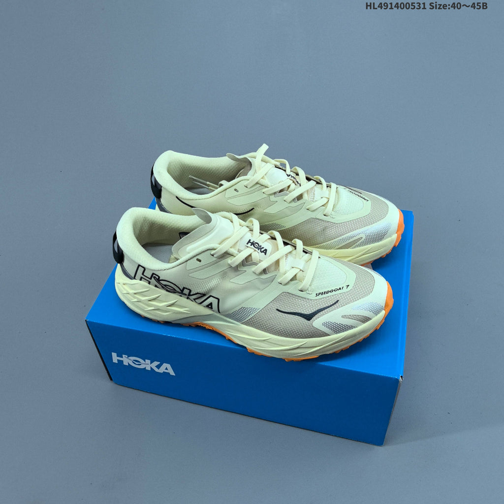 HOKA Speedgoat 7 Trail Shoes for Running - product image from the listing.