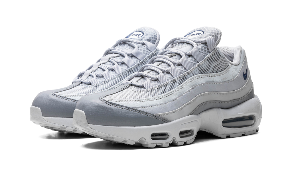 "Wolf Grey Midnight Navy" Air Max 95 FD0663 001 - product image from the listing.