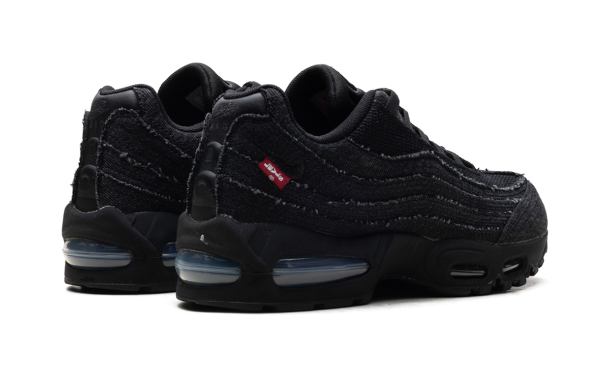 Black" HM4743 001 - Air Max 95 OG "Levi's Denim - product image from the listing.
