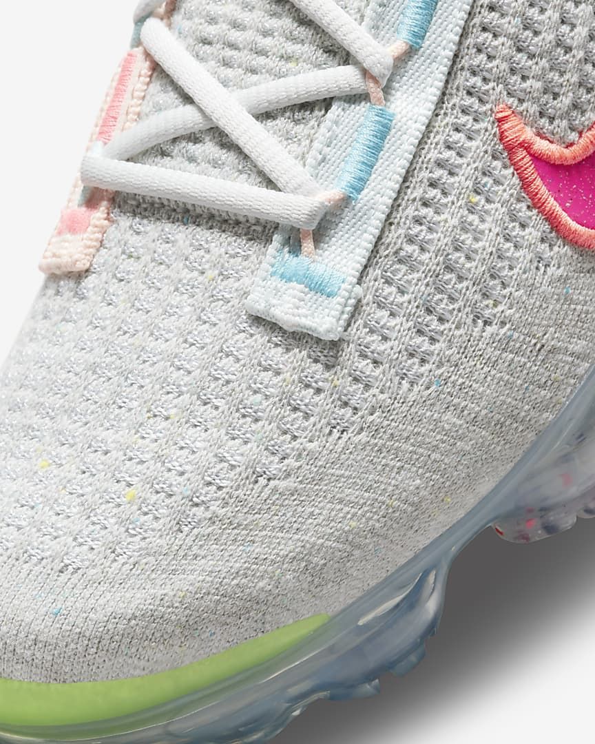 Nike Air VaporMax 2021 FK Trainers DH4088-002 - product image from the listing.