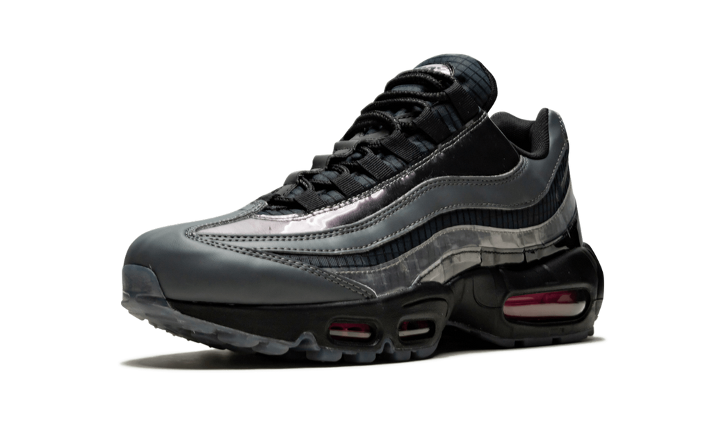 "Ember Glow" Air Max 95 Lv8 AO2450 001 - product image from the listing.