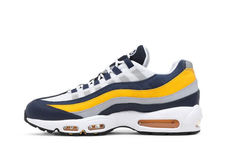 Michigan - Nike Air Max 95 - product image from the listing.