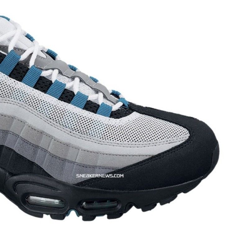 Freshwater - Nike Air Max 95 - product image from the listing.