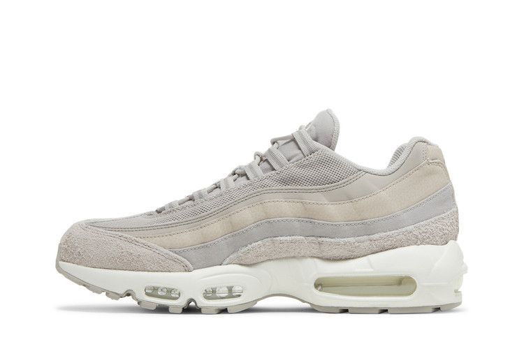 Cobblestone - Nike Air Max 95 SE - product image from the listing.