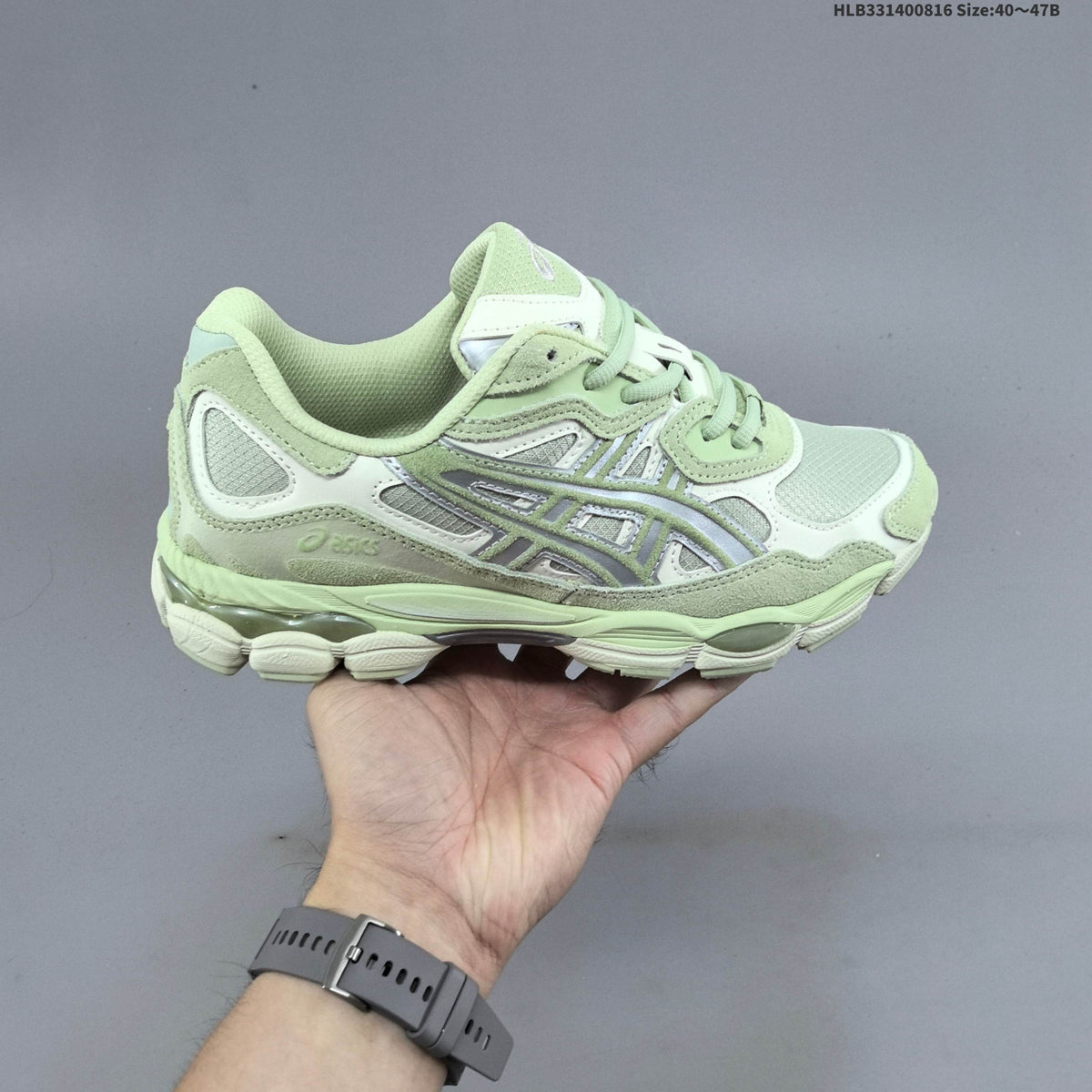 ASICS GEL-NYC Trainers 1203A634-200 - product image from the listing.