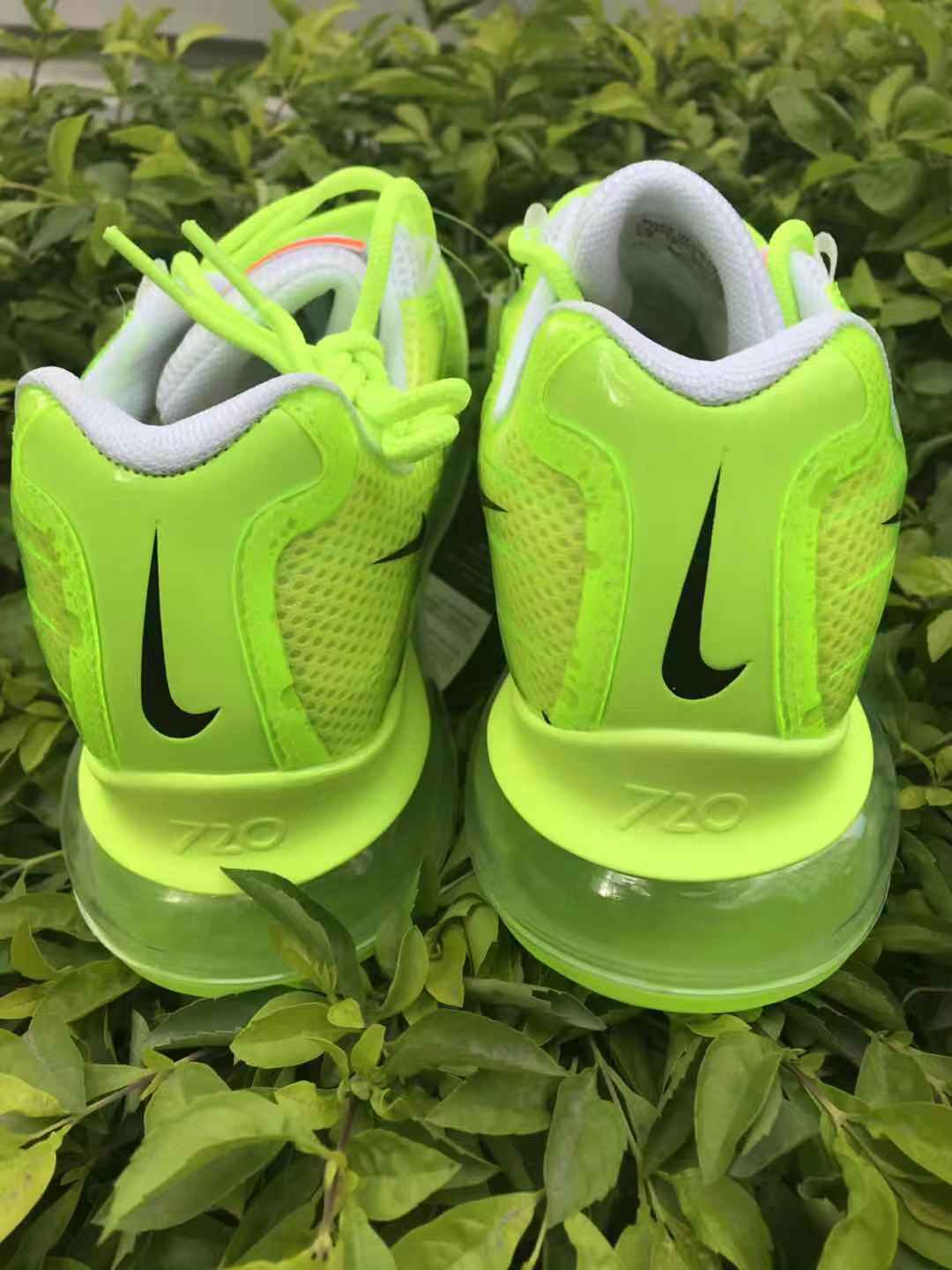 Nike Air Max 720 Neon Sneakers in Green - product image from the listing.