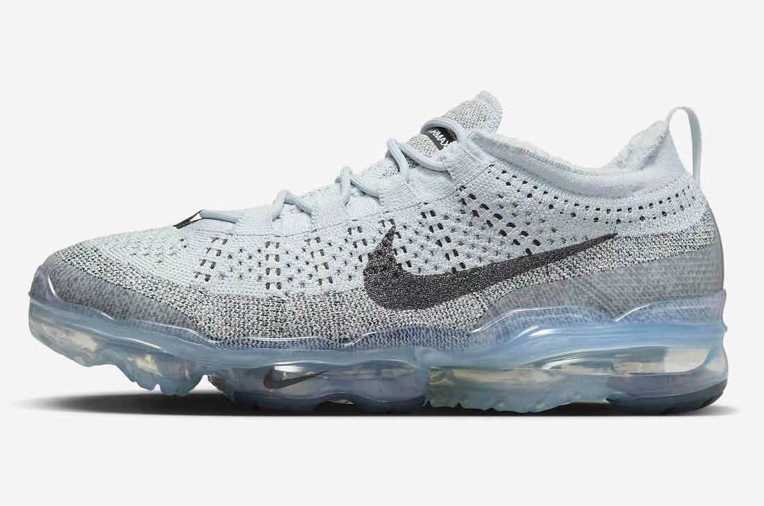 Nike Air VaporMax 2023 Flyknit Trainers - product image from the listing.