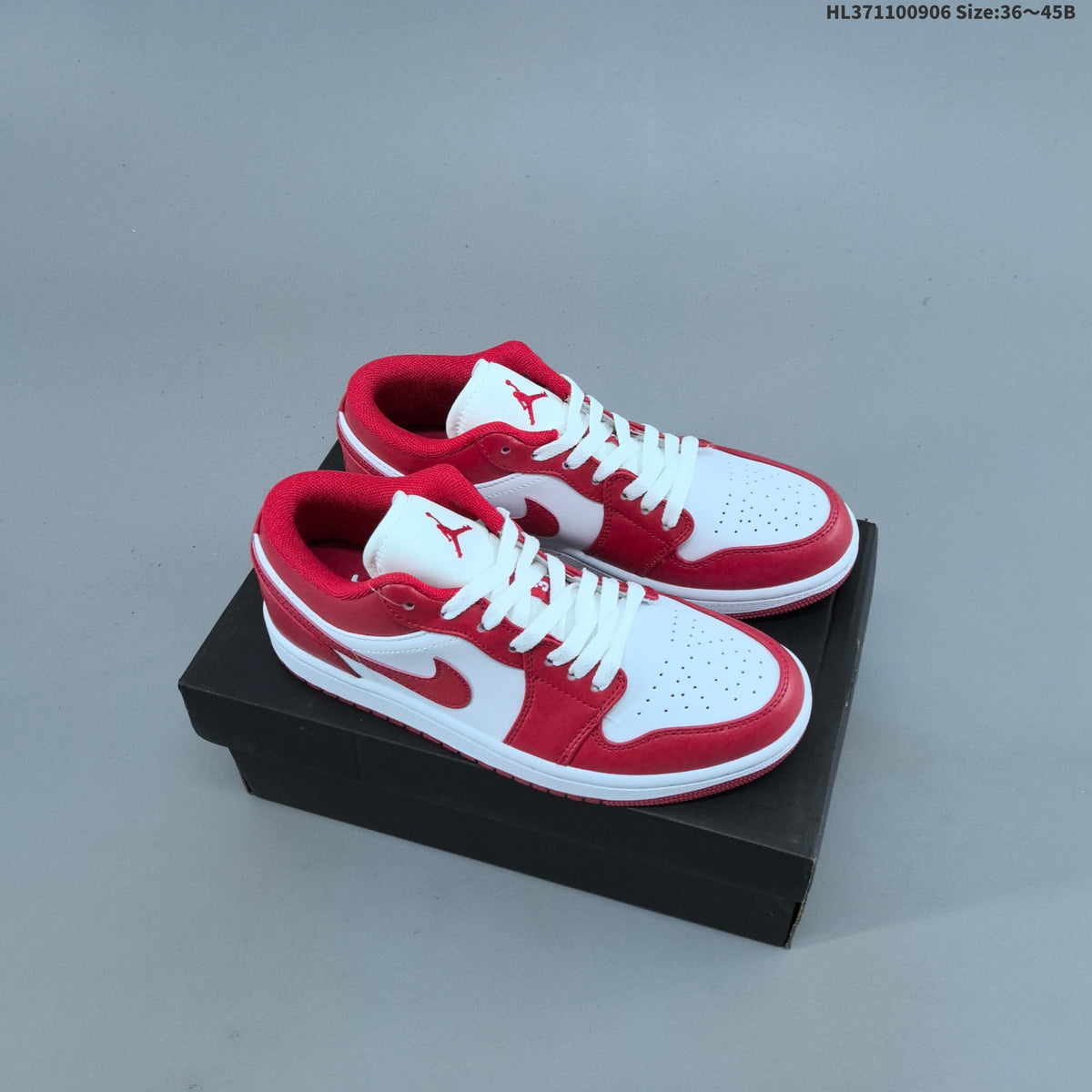 Sneakers, White Multi-Color, - Jordan 1 Low OG 553558-146 - product image from the listing.